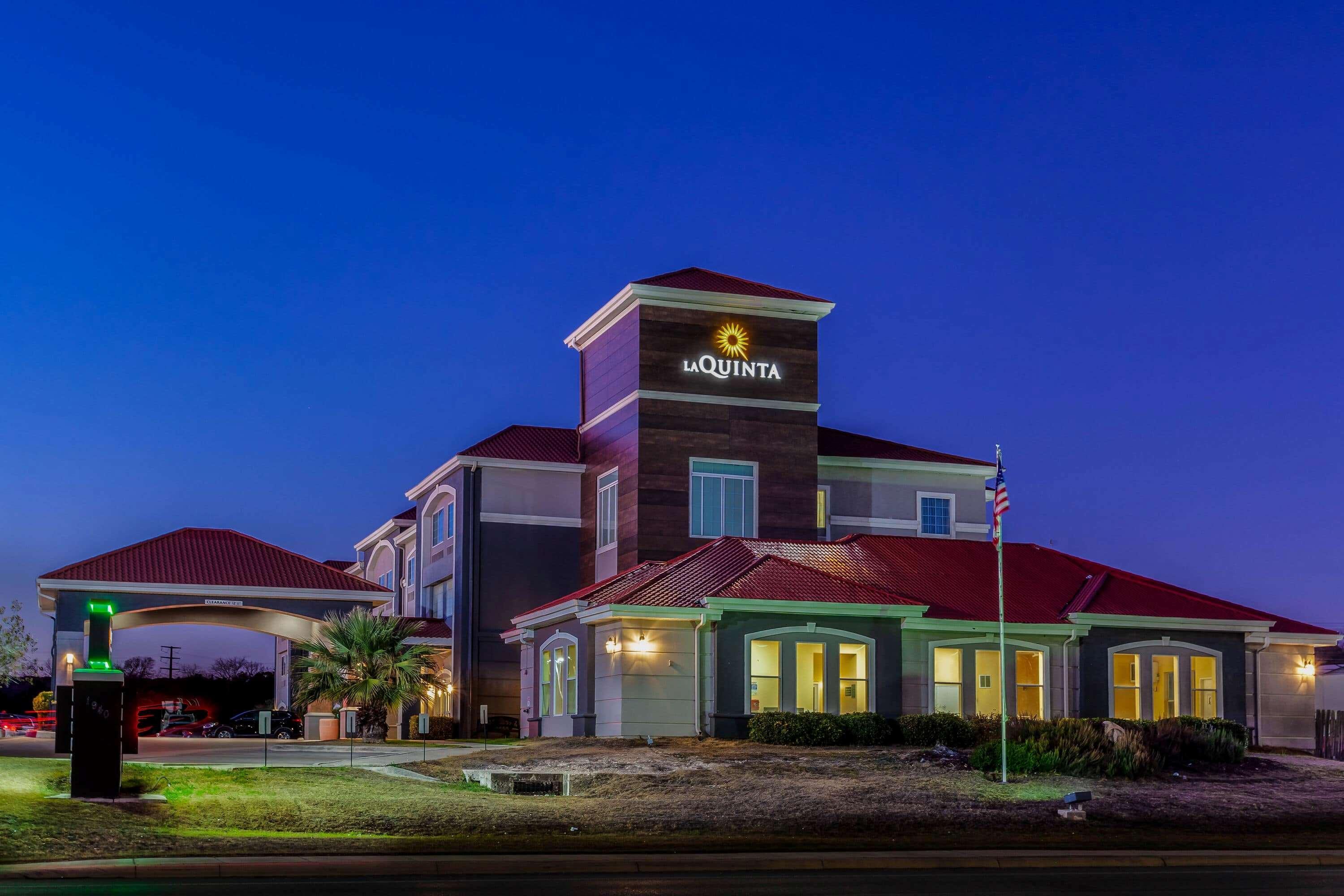 La Quinta By Wyndham Кервилл Экстерьер фото