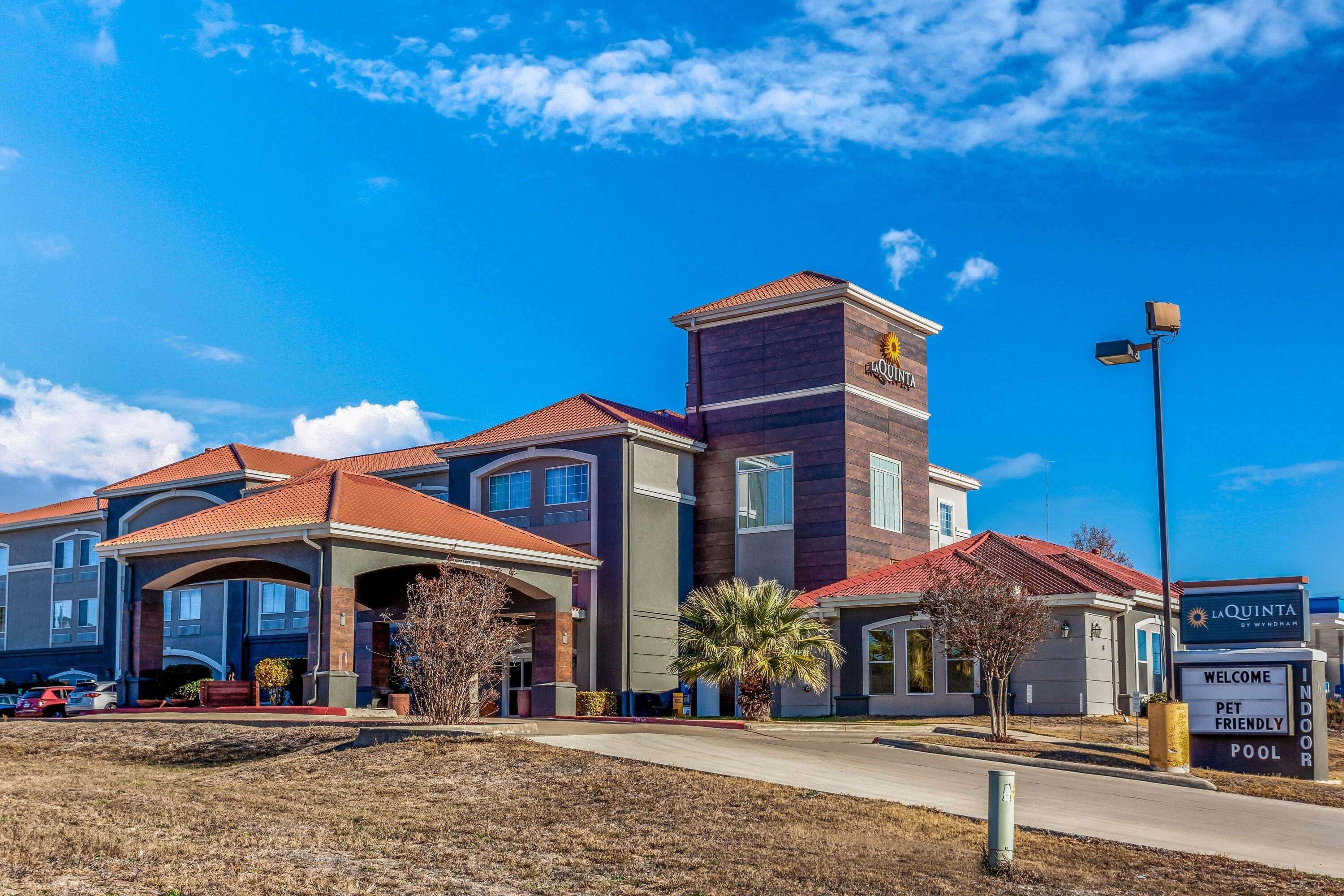 La Quinta By Wyndham Кервилл Экстерьер фото